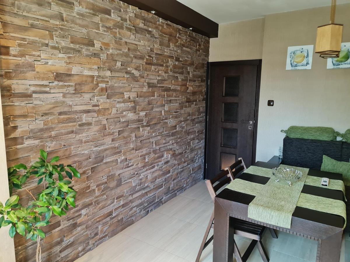 Gh Apartment Vratza Vraca Kültér fotó